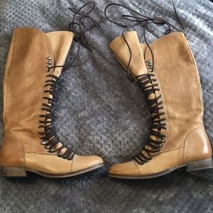 Steve Madden Size 6 Lace Up Boots